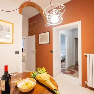 Toselli Apartment